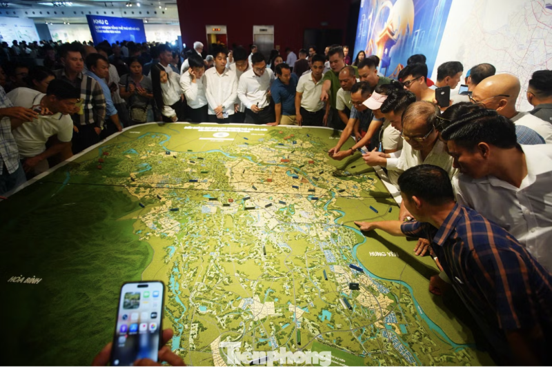 Quy hoạch Hà Nội 100 năm: 9 cực phát triển, 9 trung tâm lớn, 9 trục động lực