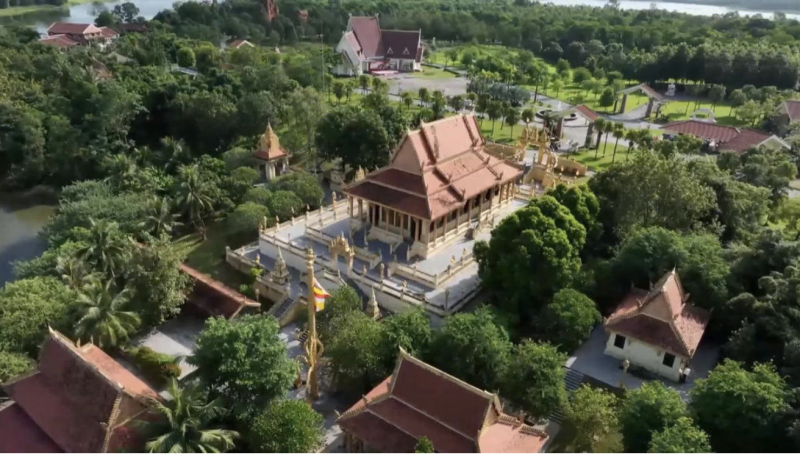 Định hướng phát triển Làng Văn hóa các dân tộc Việt Nam thành điểm đến du lịch quốc tế