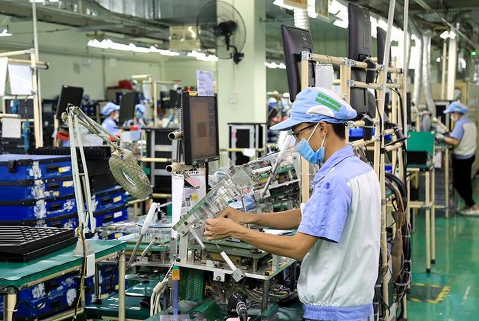 Sản xuất linh kiện điện tử tại Công ty TNHH Katolec Việt Nam, Khu công nghiệp Quang Minh, Hà Nội. Ảnh: Đỗ Tâm