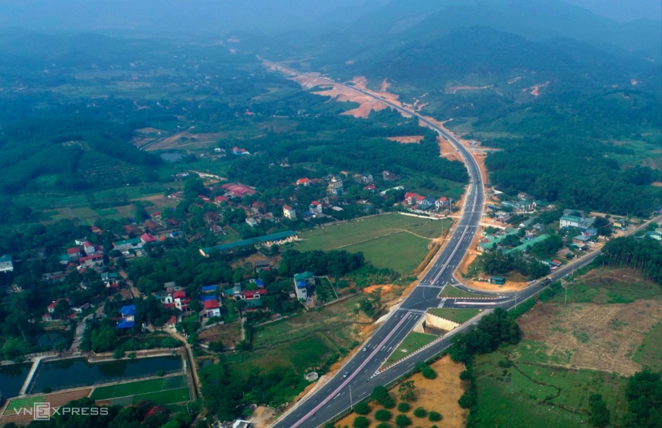 Đường nối đại lộ Thăng Long với cao tốc Hà Nội - Hòa Bình dự kiến thông trước 30/6